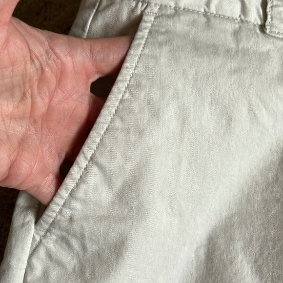 Vineyard Vines Khaki Cotton Preppy Skirt - Picture 2 of 7